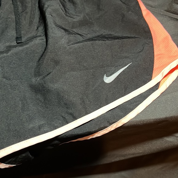Nike Dri-Fit Running Shorts size 14 (large) - Picture 2 of 6